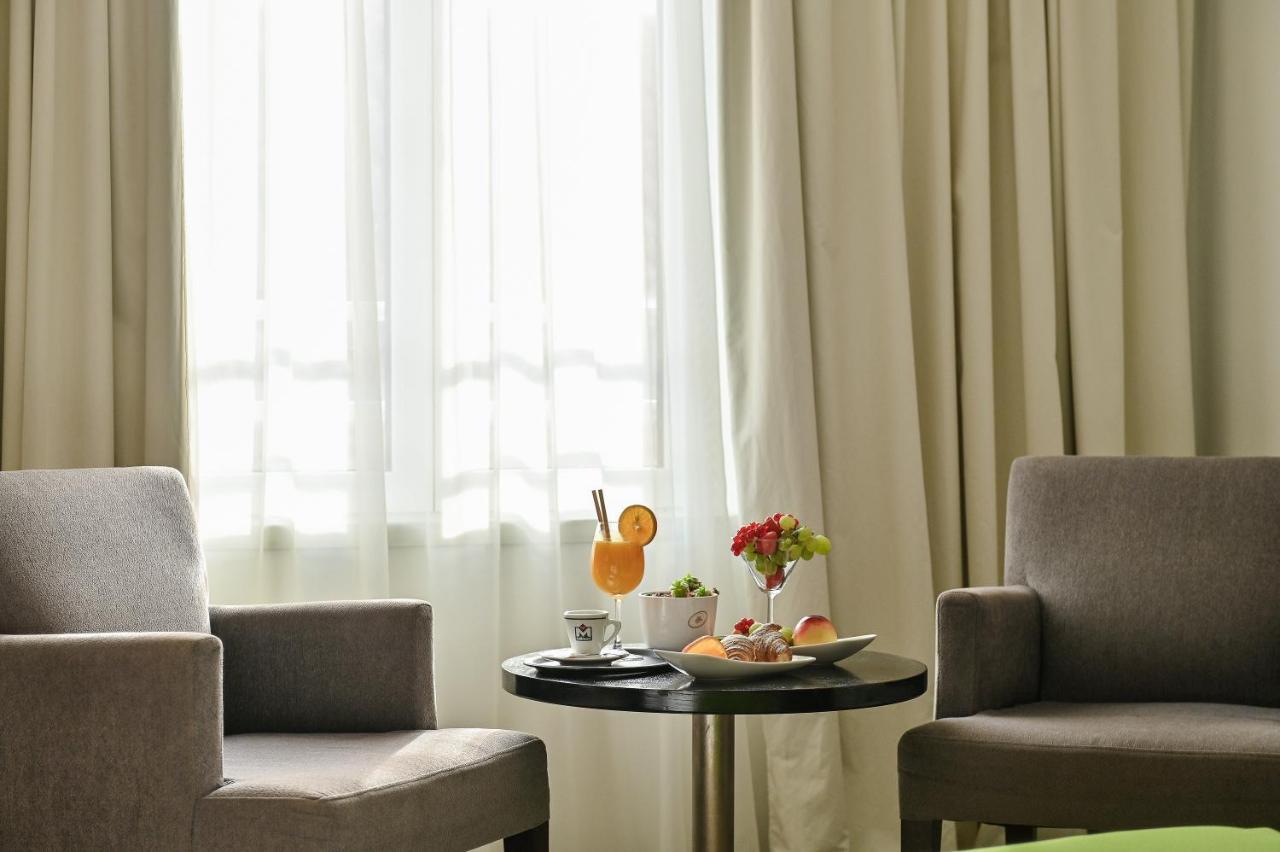 Hotel International ราบ ภายนอก รูปภาพ