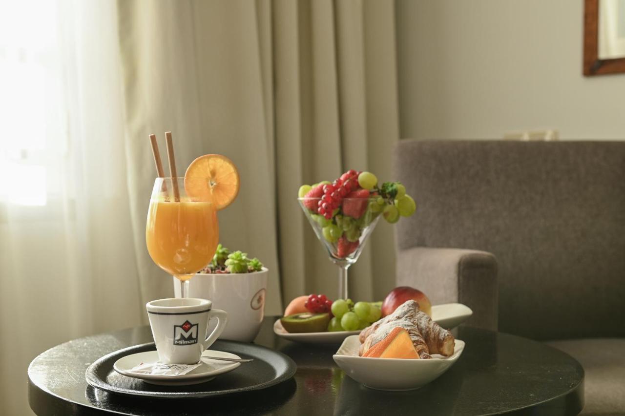 Hotel International ราบ ภายนอก รูปภาพ