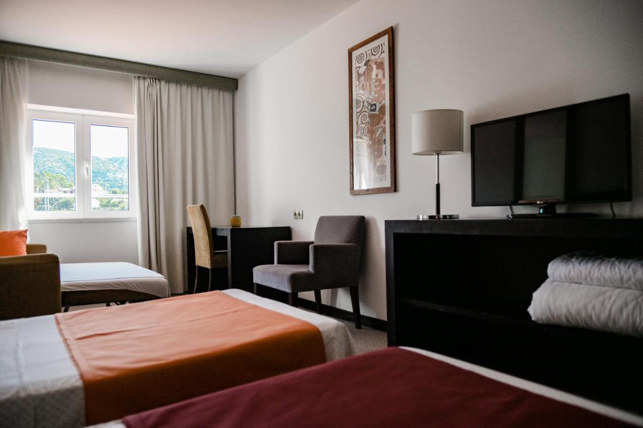 Hotel International ราบ ภายนอก รูปภาพ